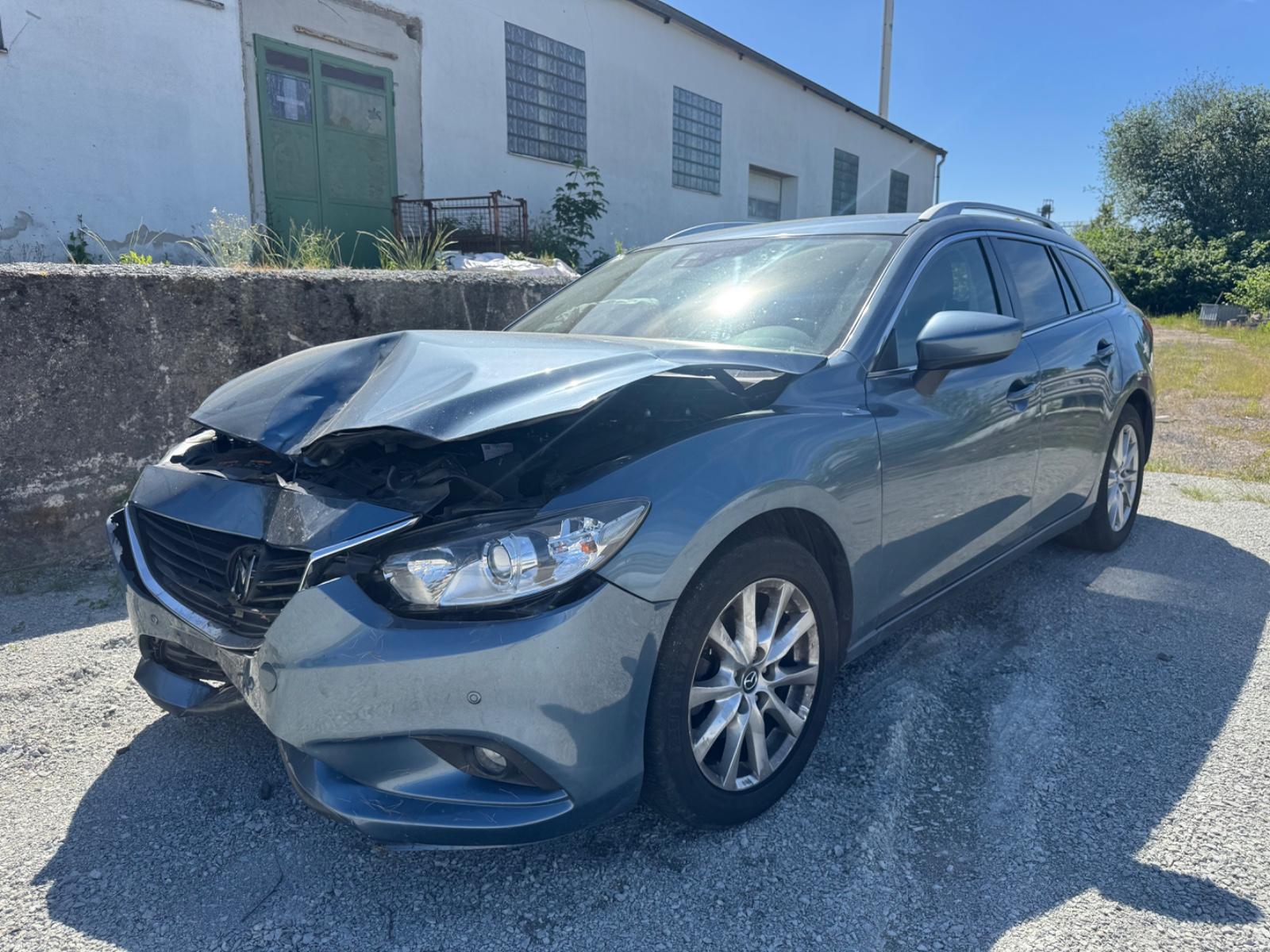 Mazda 6 Kombi Center-Line