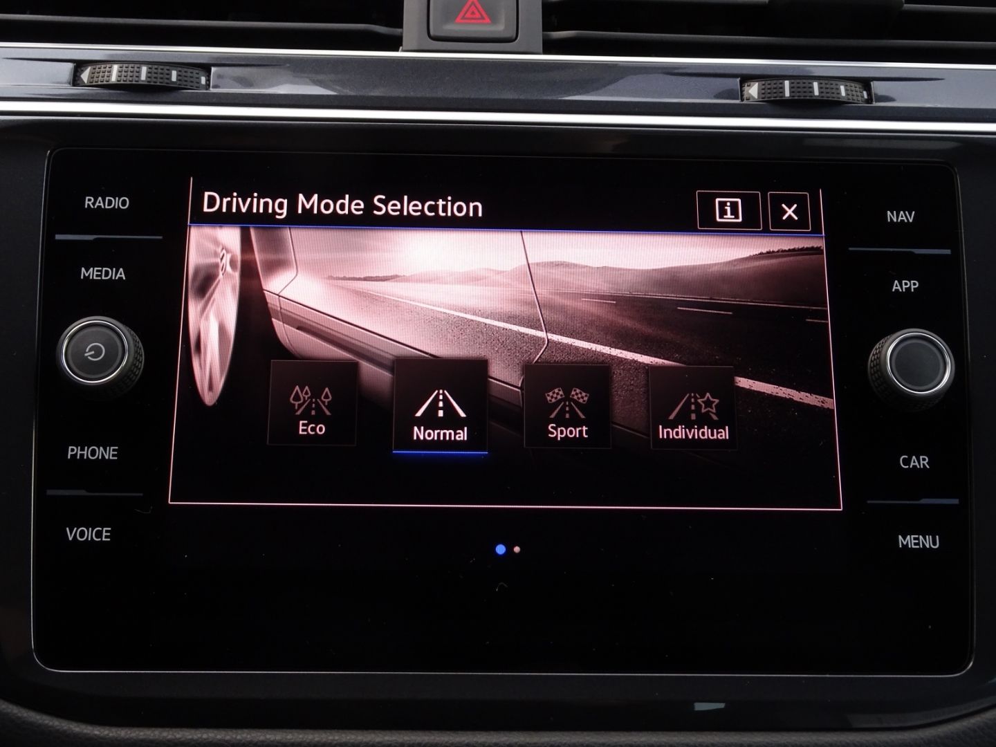 Tiguan Allspace R-Line 2.0 TDI DSG 4MOTION AHK