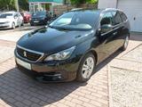 Peugeot 308 SW Active Business Automatik/Navi/Klima/BT - Peugeot 308 Gebrauchtwagen in Berlin