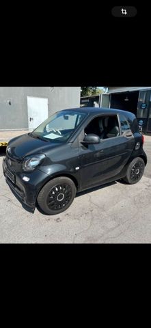 Smart fortwo 453 Black