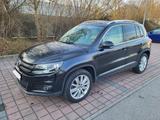 Volkswagen Tiguan2.0TSi*Track&Field*AUTOM*NAVi*LEDER*GLASD. - Volkswagen Tiguan: Track Field