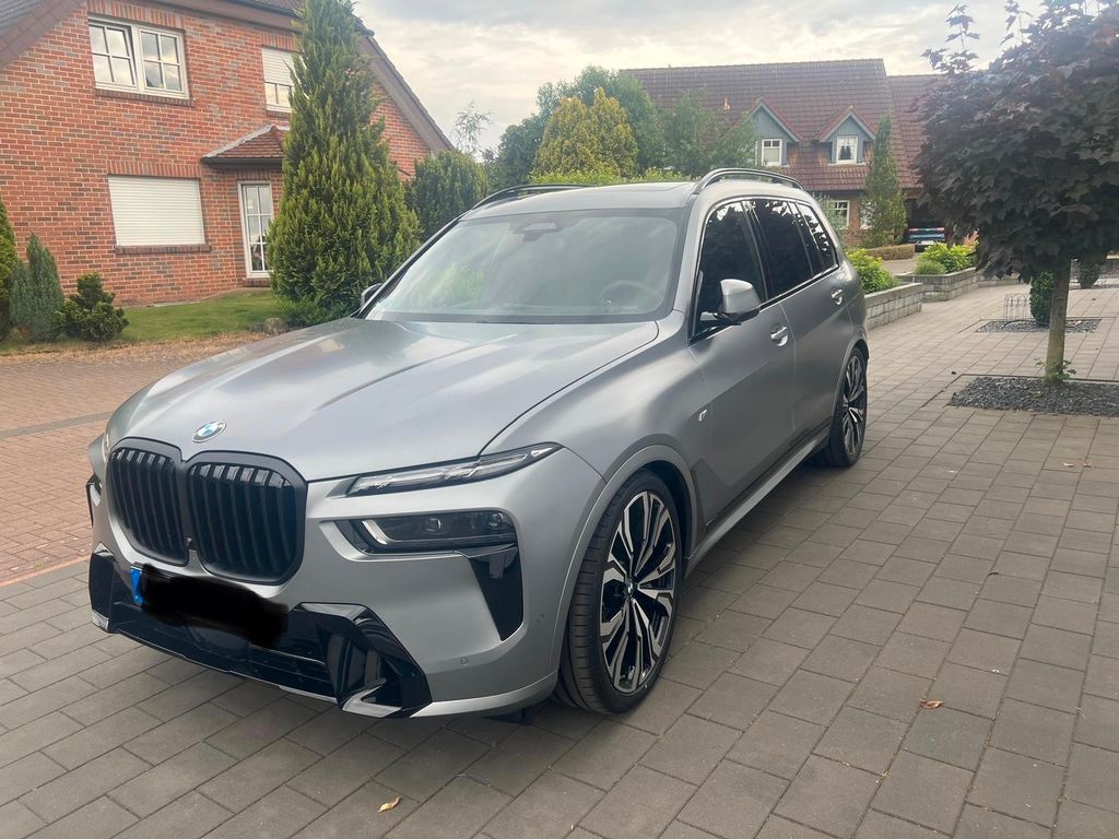 2024 BMW X7