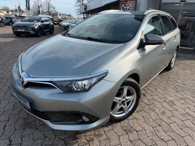 TOYOTA Auris Touring Sports