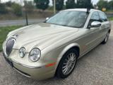 Jaguar S-Type 2.7 D V6 Executive*NAVI*SHZ*ELEKTR. SITZE - Jaguar S-Type mit Diesel-Antrieb: 2.7