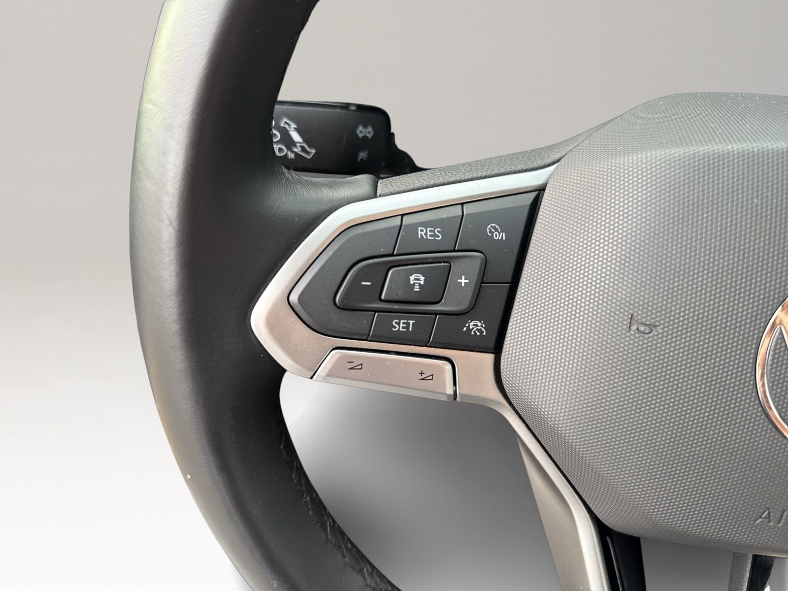 T-Cross Life 1.0 TSI, IQ.Drive, Navi, ACC, LED 6