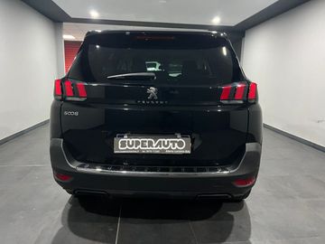 Peugeot 5008 - 4
