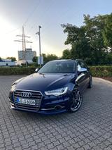 Audi S6 4.0 TFSI quattro S tronic Avant - - Audi S6 mit Benzin-Antrieb: Kombi