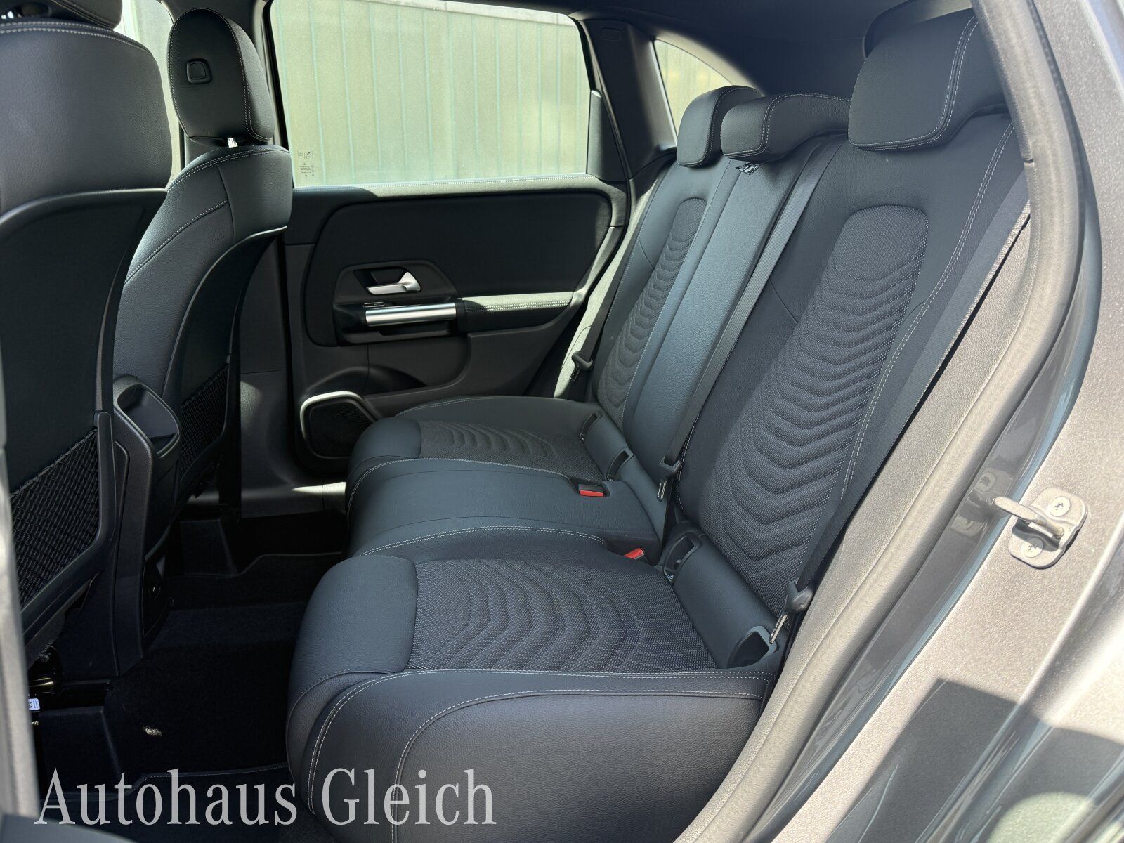 Fahrzeugabbildung Mercedes-Benz B 200 Progressive (EURO 6d) Navi/Autom./Klima/LE