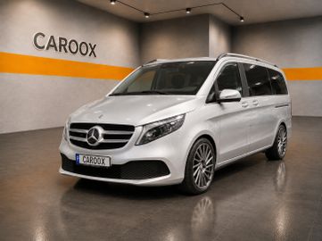 Mercedes V 220 - 1