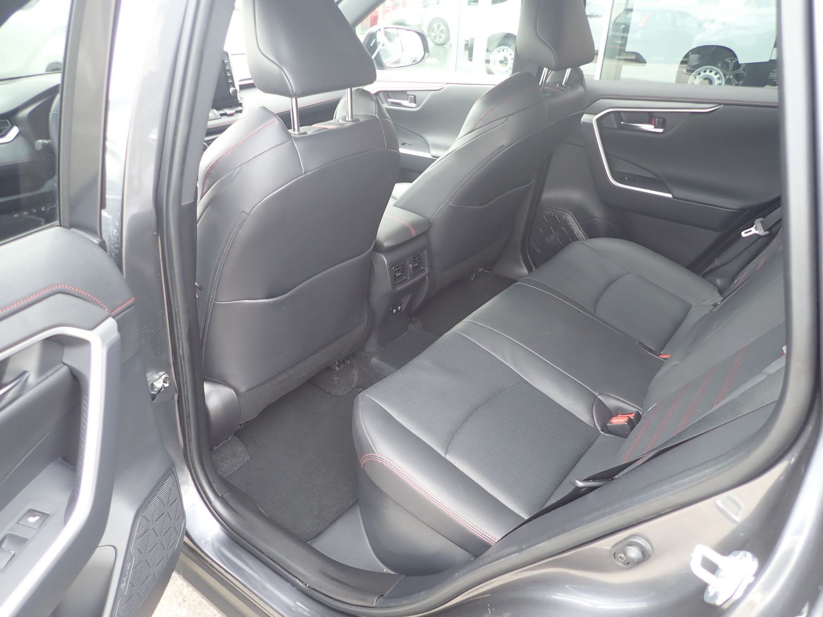 Fahrzeugabbildung Toyota RAV 4 Plug-in Hybrid 4x4