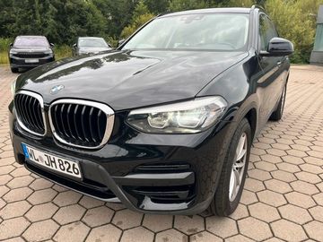 Fahrzeugbestand 5 BMW X3 xDrive 20 i Advantage LED