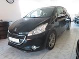 Peugeot 208 Allure Navi,S-teilleder,ALU,GJR,PDC++ - gebrauchte Peugeot 208 aus dem Jahr 2012