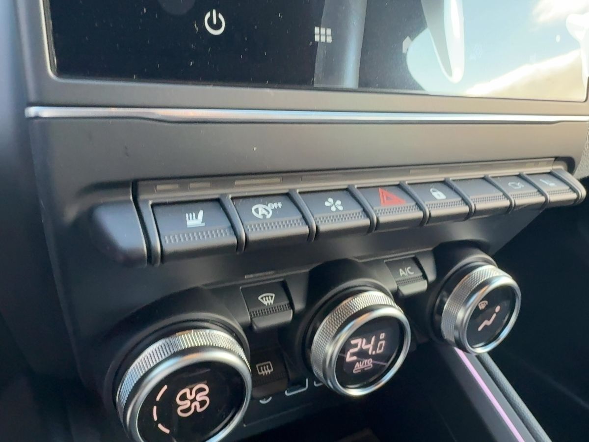 Fahrzeugabbildung Renault Clio Techno TCe 90 SHZ*360 KAMERA*GJR
