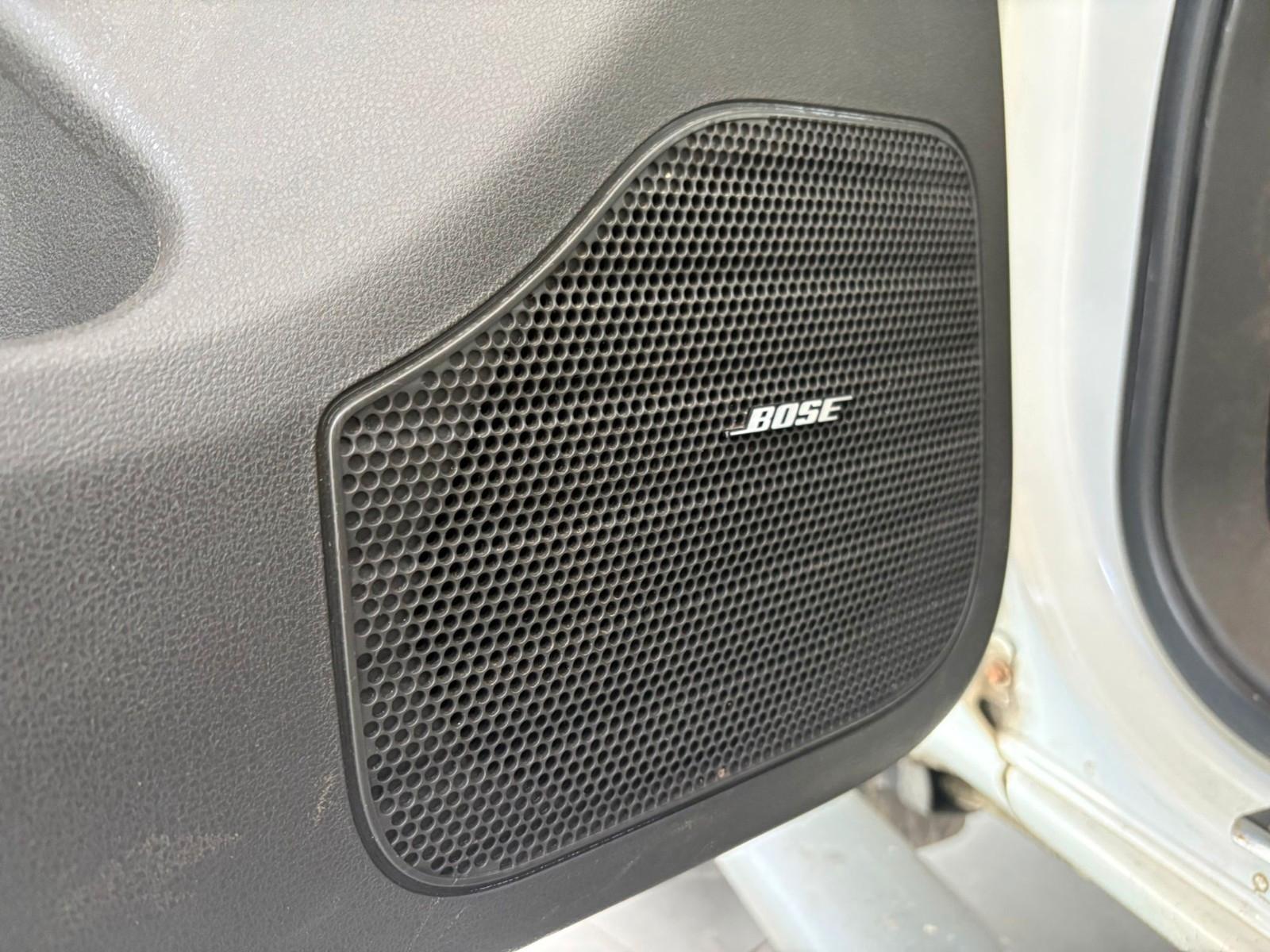 Nissan Navara Double cabine 3.0 231ch - Attelage - Régulateur - Ecran tactile - Sièges chauffants