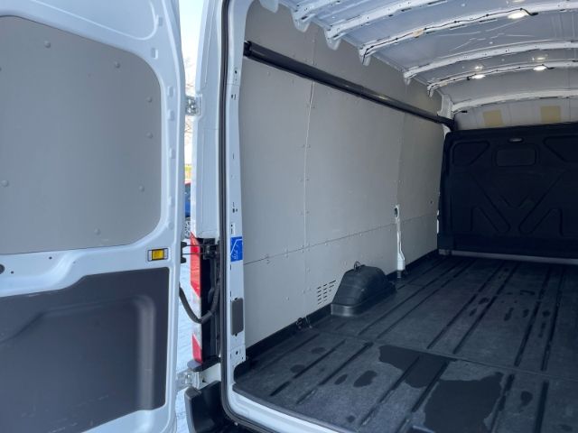 Fahrzeugabbildung Ford Transit Kasten 2.0 TDCi 350 L4 Trend AHK, Einpar