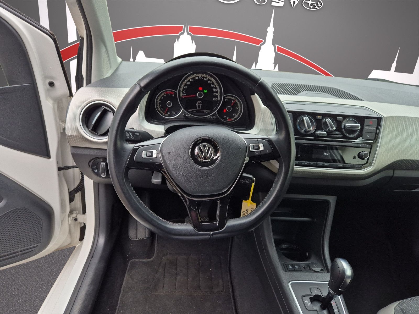 Fahrzeugabbildung Volkswagen up! 1.0 ASG  high up! LED/SHZ/FREI/TEMP/RE/NOT