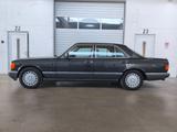 Mercedes-Benz 560 SE W126 - Mercedes-Benz 560: W126 Se