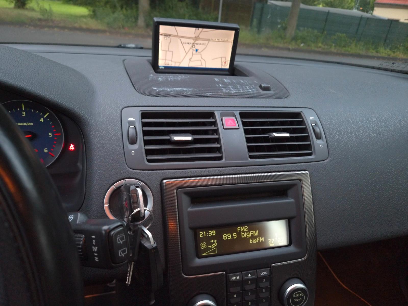 Volvo V50 2008 — photo 23