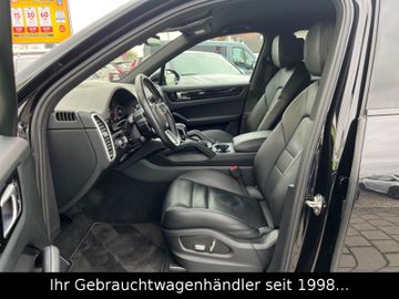Porsche Cayenne - 11