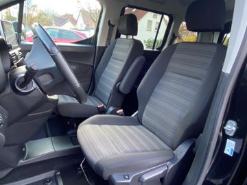 Bild 9 Opel COMBO LIFE ELEGANCE 5-SITZE