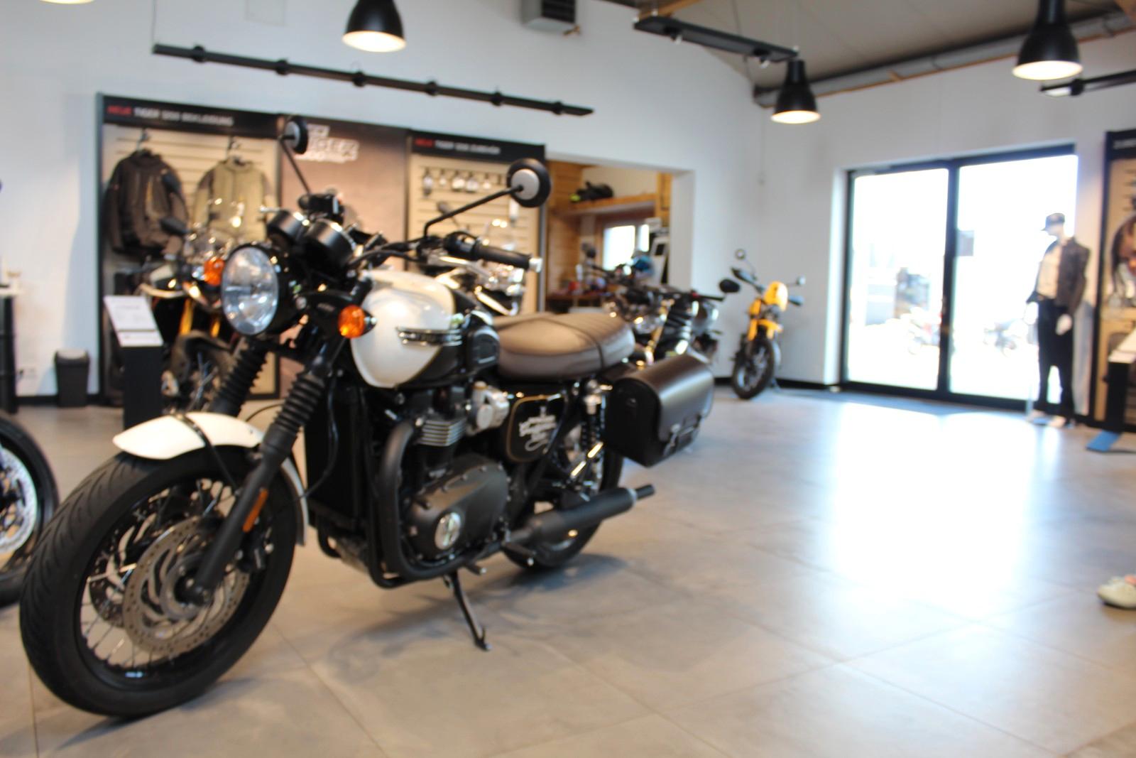 Triumph Benneville T120 Black DGR Edition *Limitiert*