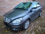 Mercedes-Benz B 180 1.7i Automatik AirbagsOk startet und fährt - gebrauchte Mercedes-Benz B 180 aus dem Jahr 2010