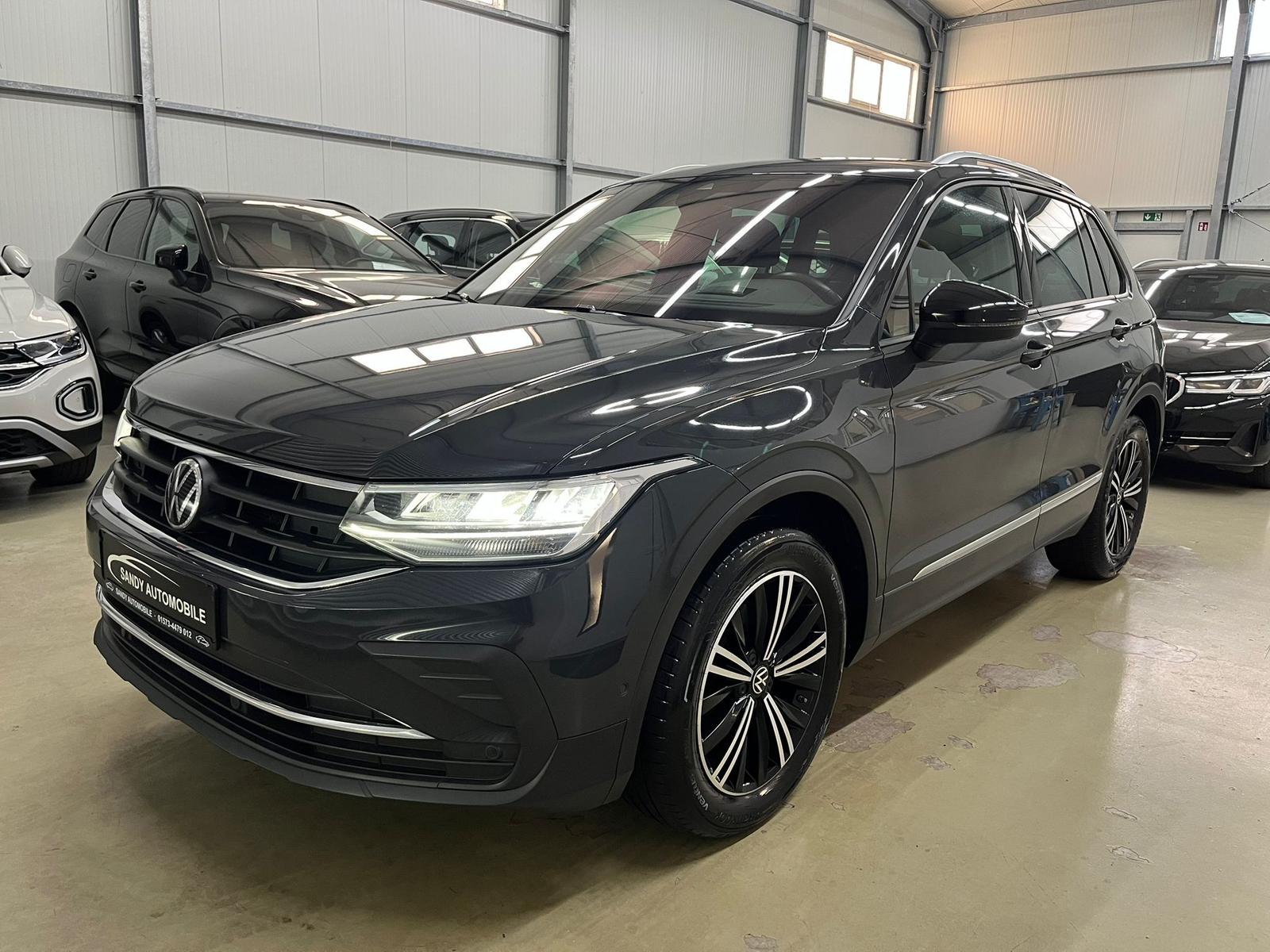 Volkswagen Tiguan Active LED/AHK/Kamera/HUDPLY/Volldidigit