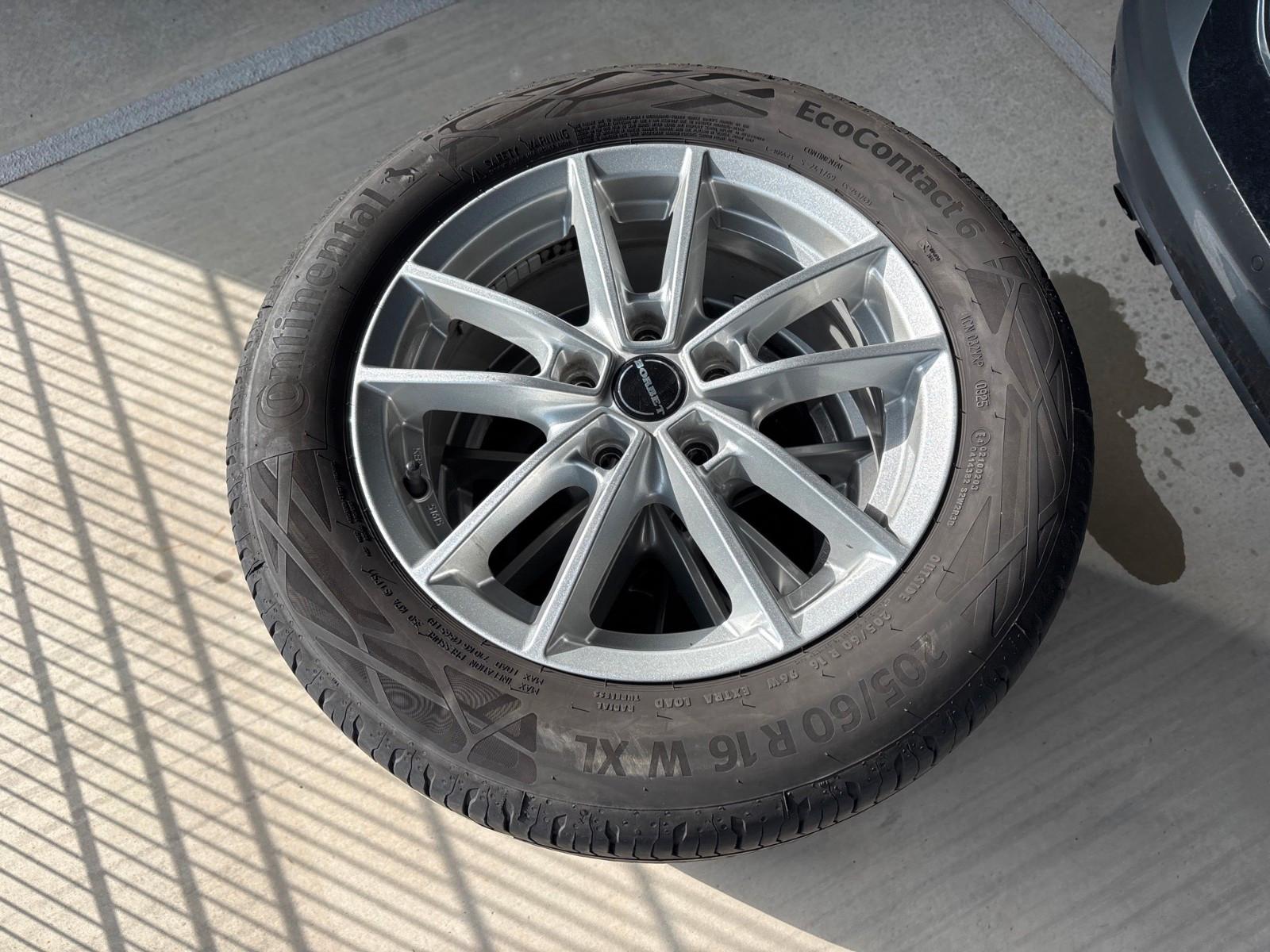 Volkswagen Touran TSI DSG 7Sitzer 8FACH ACC KAMERA CARPLAY