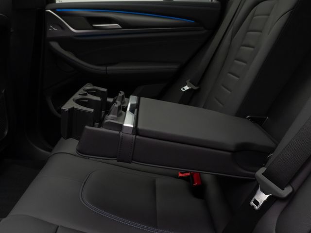 Foto Nummer 28: BMW iX3