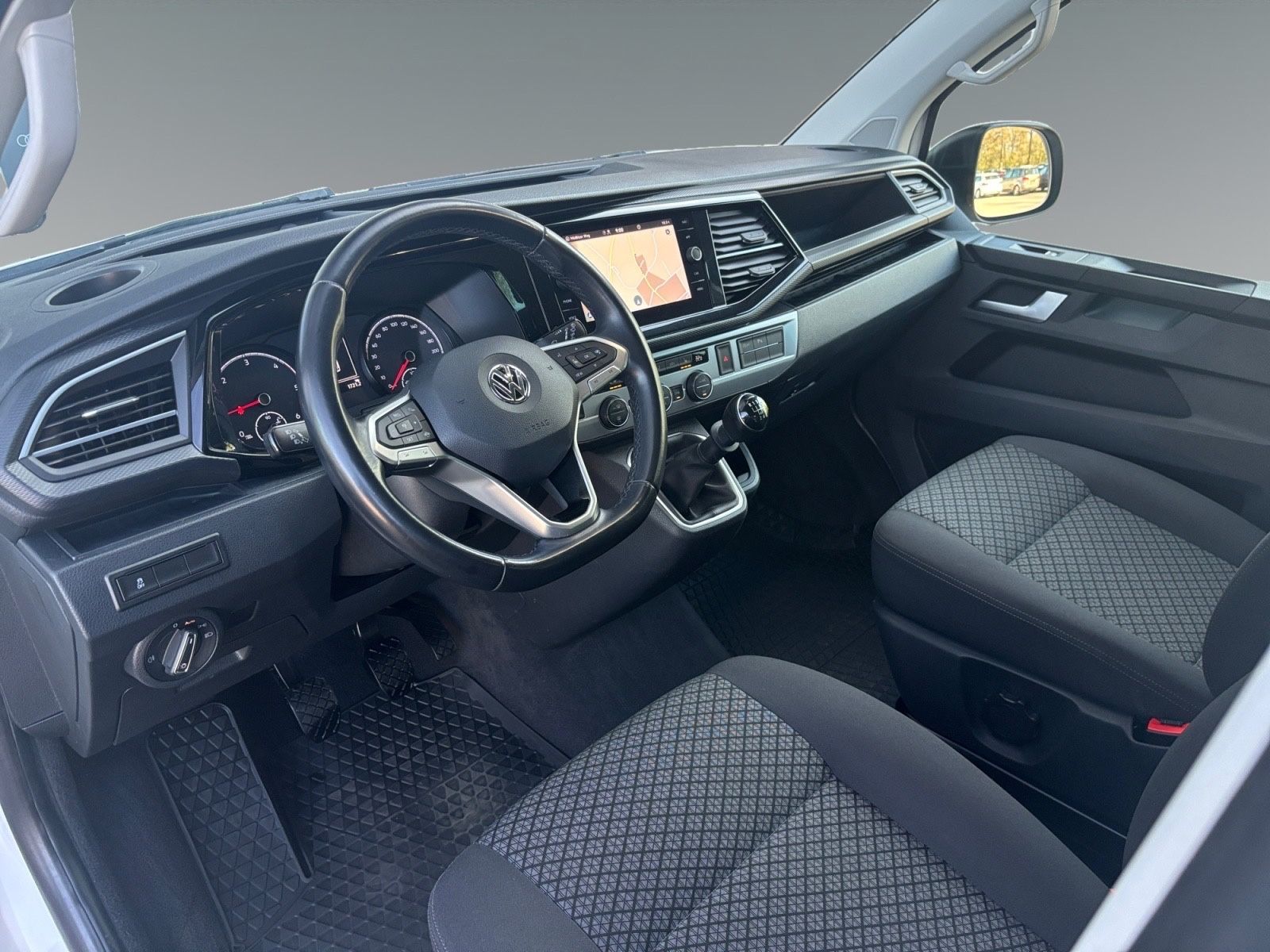 Volkswagen T6.1 Multivan 150 PS Navi Sitzh LED ACC 3xKlima foto 9