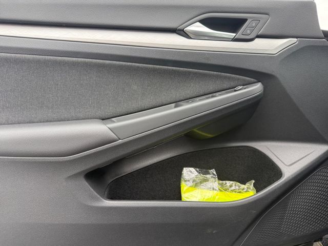 Golf Variant 8 VIII Life 1.0 TSI Navi ACC Apple 