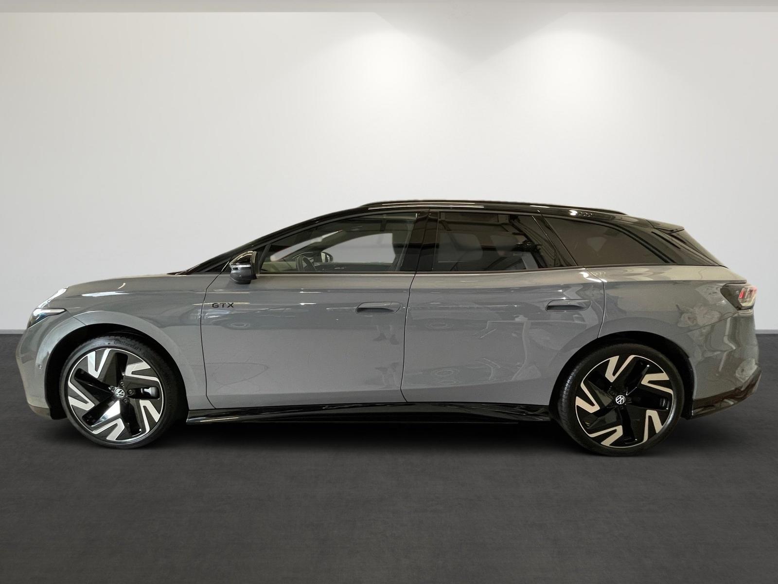 Volkswagen ID.7 Tourer 4M GTX *AHK*HEAD-UP*HARMAN*PANO*MATR