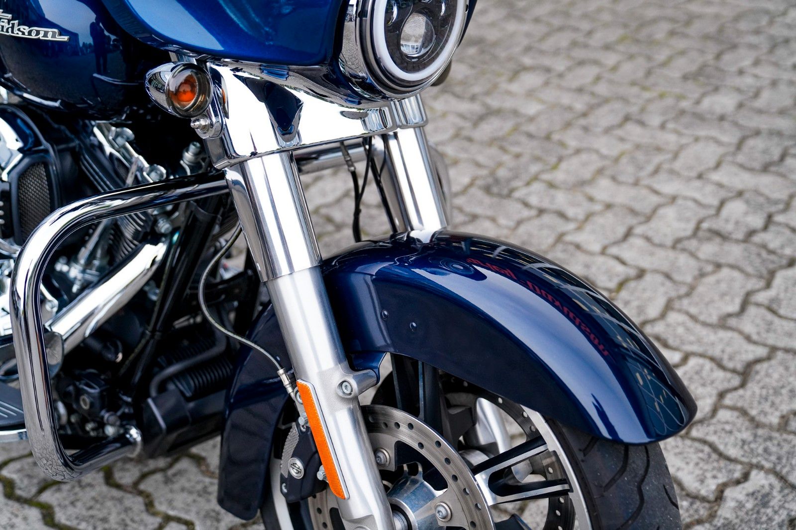 Fahrzeugabbildung Harley-Davidson FLHX Street Glide 103 cui - Jekill -