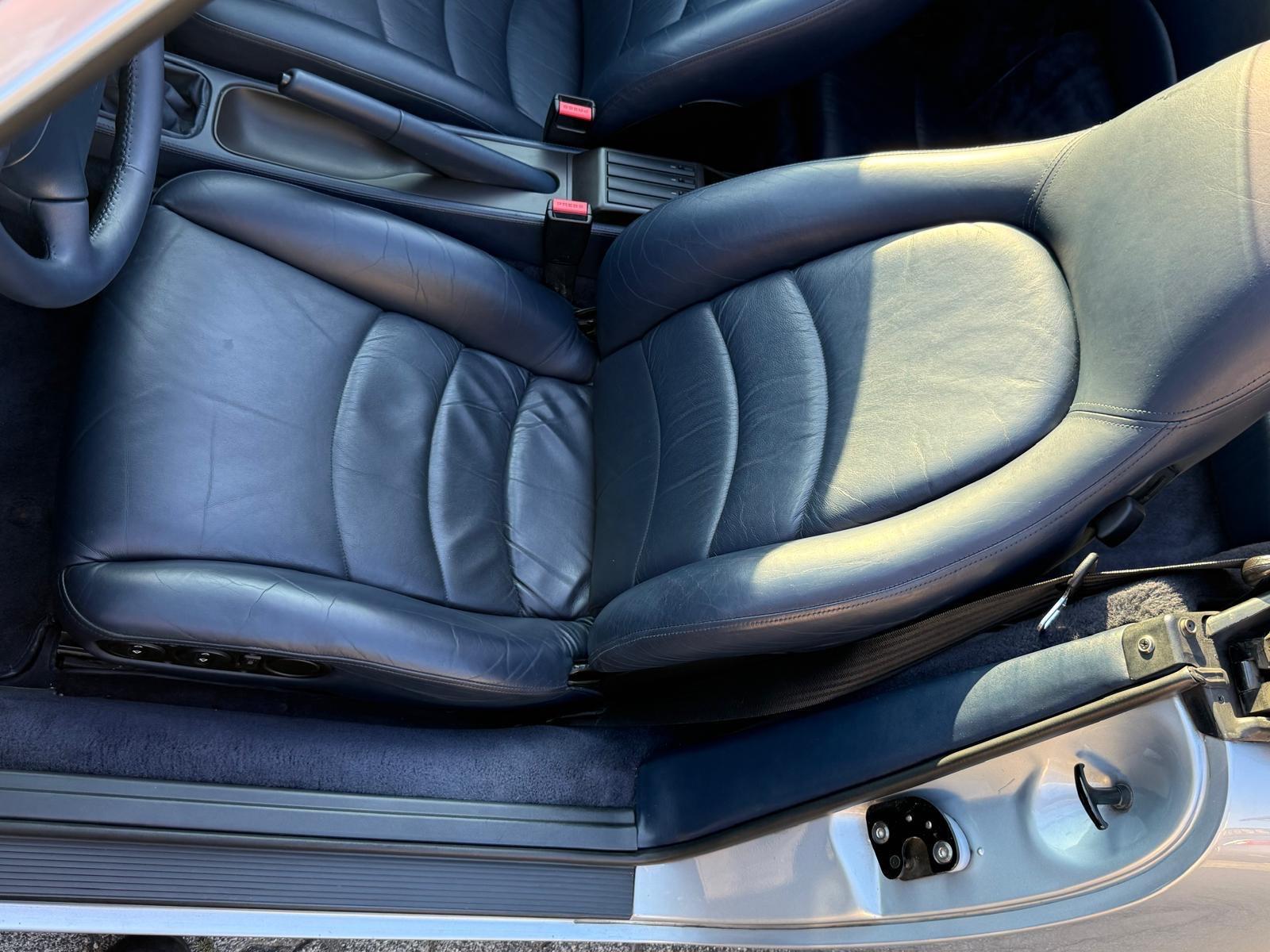 Porsche 911 993 CARRERA CABRIOLET TRAUMZUSTAND SCHALTER