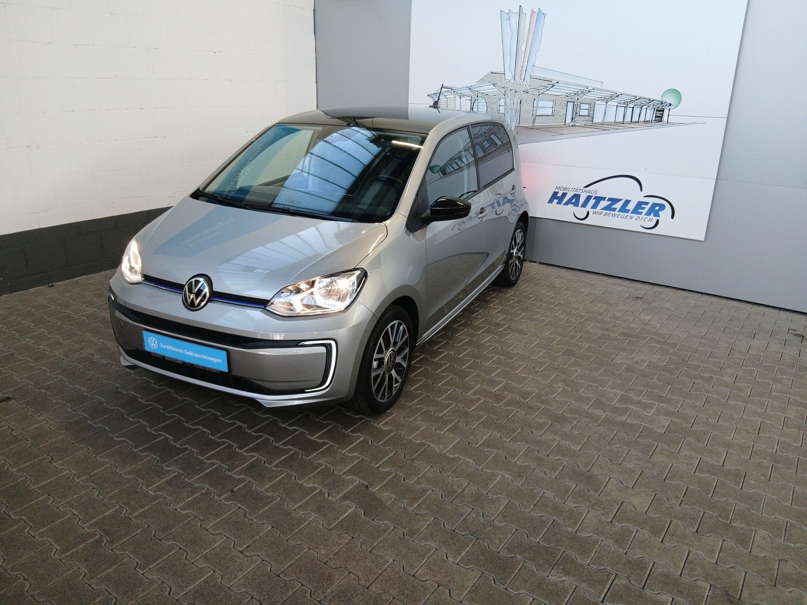 Fahrzeugabbildung Volkswagen up! e-up! Style +Kamera +Tempomat