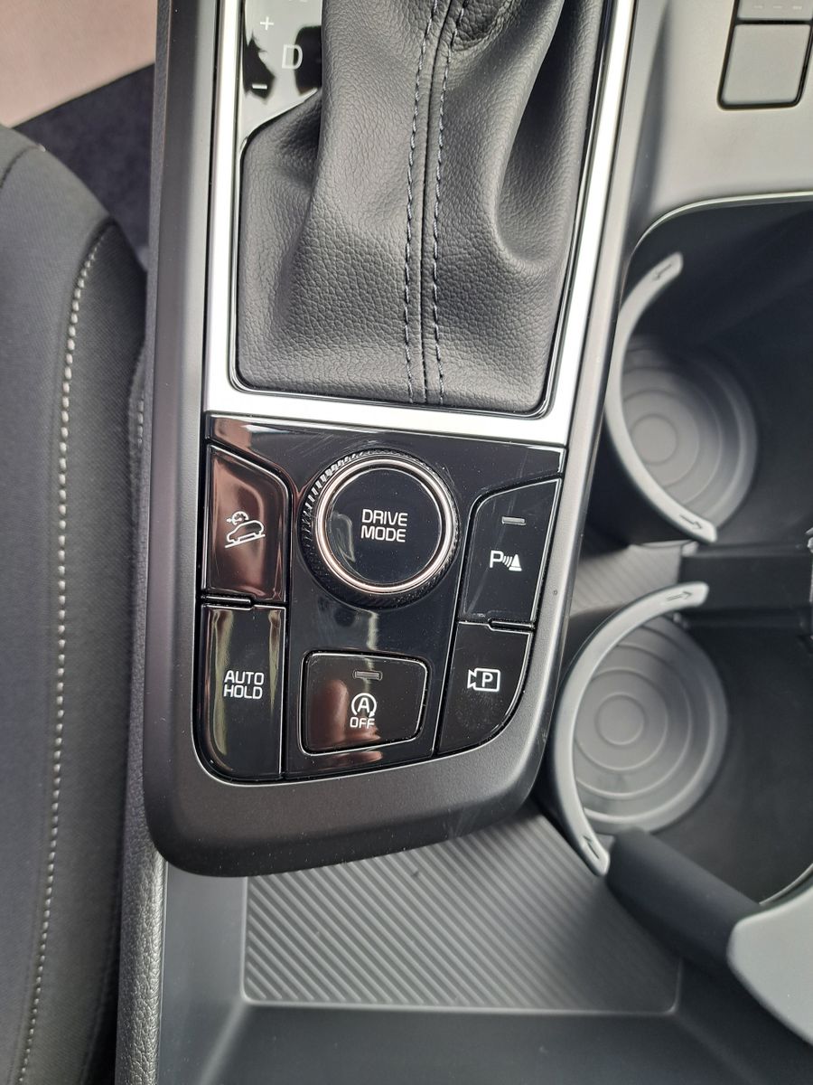 Fahrzeugabbildung Jeep Compass LIMITED+ 1.5 e-Hybrid PANODACH 19"ALU