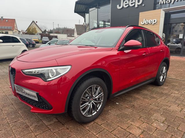 Alfa Romeo Stelvio Super Q4 AT8 KAMERA MEMORY LEDER SITZHZG