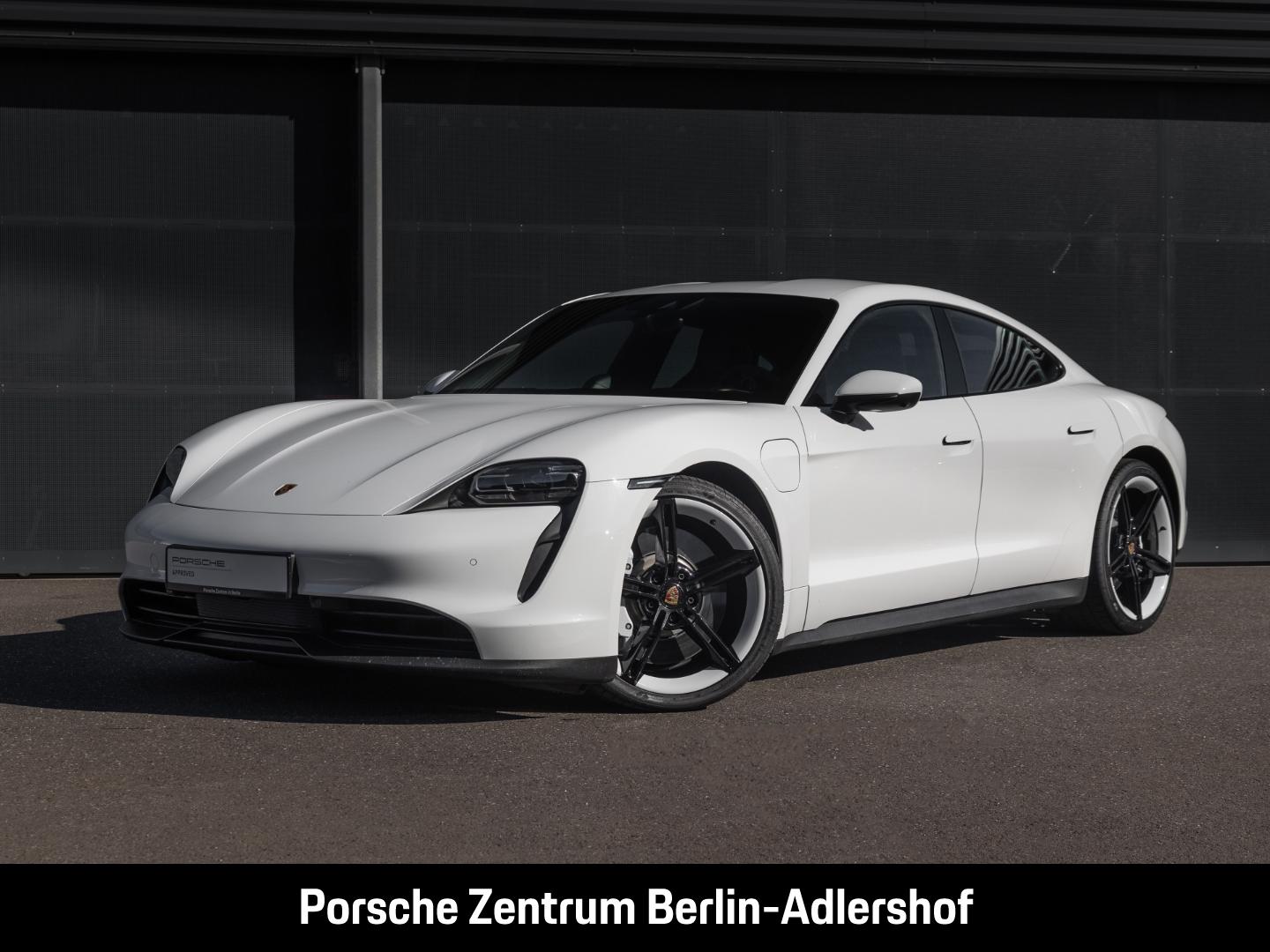 Porsche Taycan Surround-View Luftfederung Rückfahrkamera