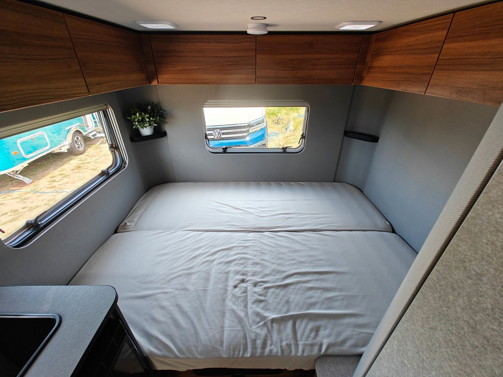 Fahrzeugabbildung HYMER / ERIBA / HYMERCAR Feeling 425 2026