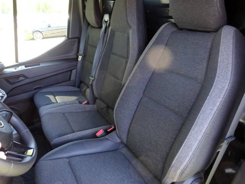 Fahrzeugabbildung Nissan Interstar Kastenwagen Hochdach 3,5t L2H2 N-Conne