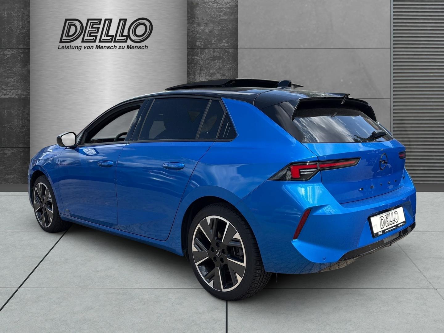 Opel Astra Electric Ultimate 54kWh Infotainment Tech 