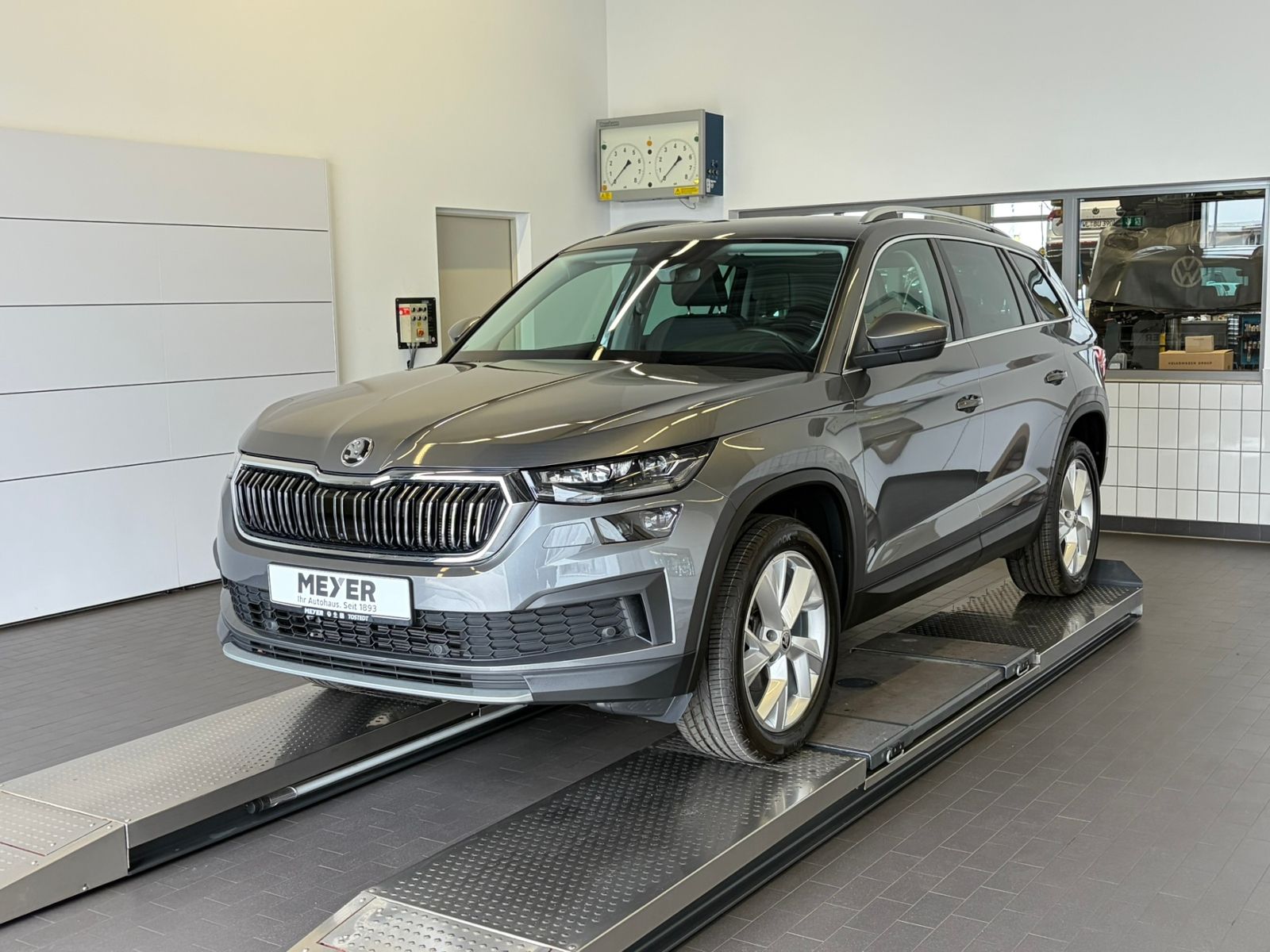 Fahrzeugabbildung SKODA Kodiaq FL Style 1.5 TSI DSG *AHK,LED,ACC,19"-LM*