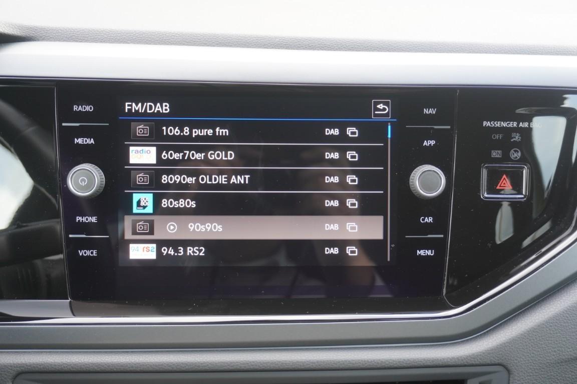 Volkswagen Taigo 1.0 TSI DSG R-Line LED ACC Navi Kamera, миниатюра 18