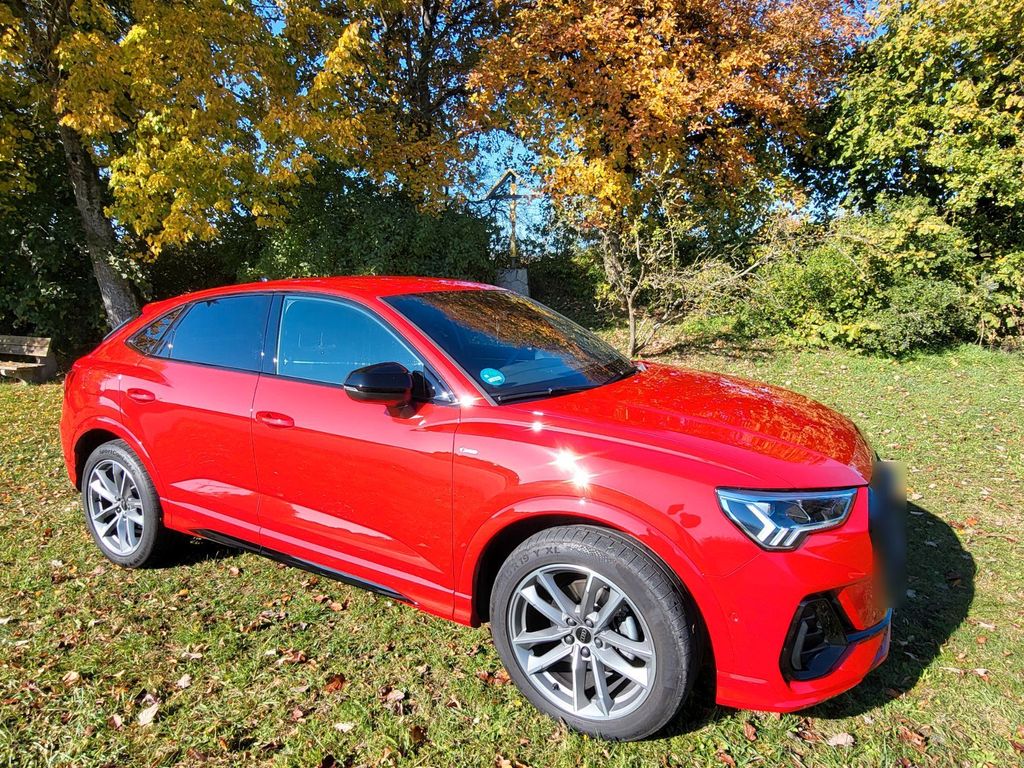 Image of Audi Q3