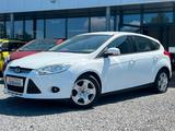 Ford Focus Lim. Trend  Klima*SHZ - Ford Focus aus 2011: Limousine