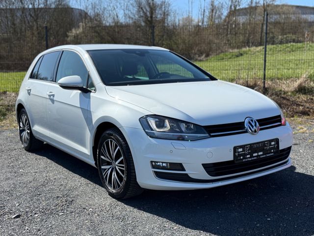 Volkswagen Golf VII Lim. Allstar Standheiz.Xenon*Klimaauto.