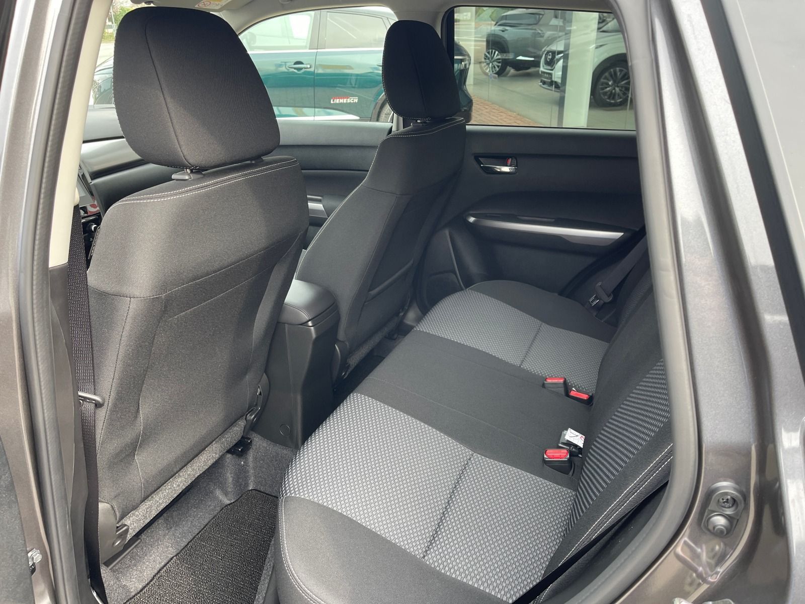 Fahrzeugabbildung Suzuki Vitara 1.4 Hybrid Komfort Klima Navi Kamera