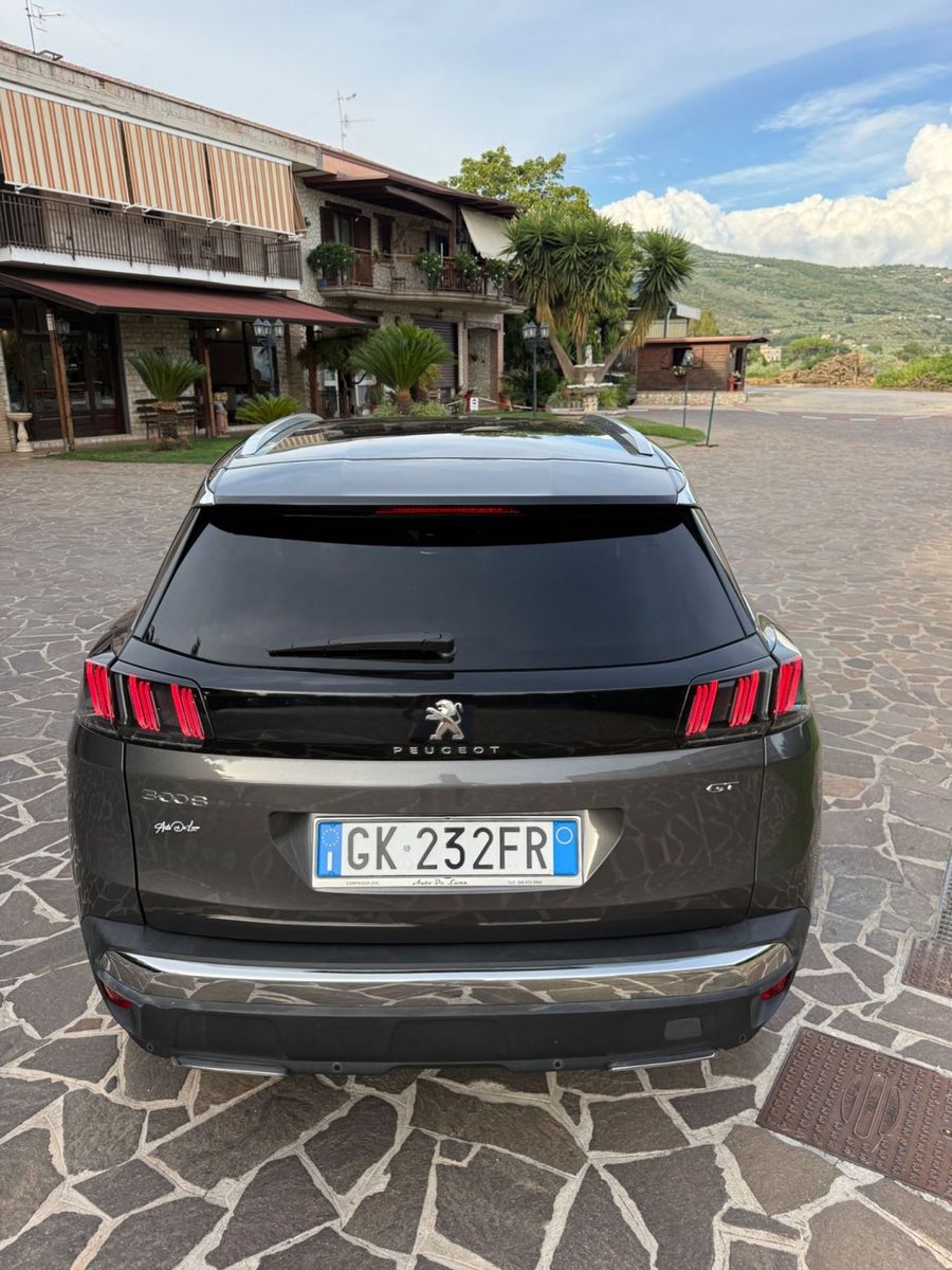Peugeot 3008 BlueHDi 130 S&S EAT8 GT 2022 uni pr imagem 3