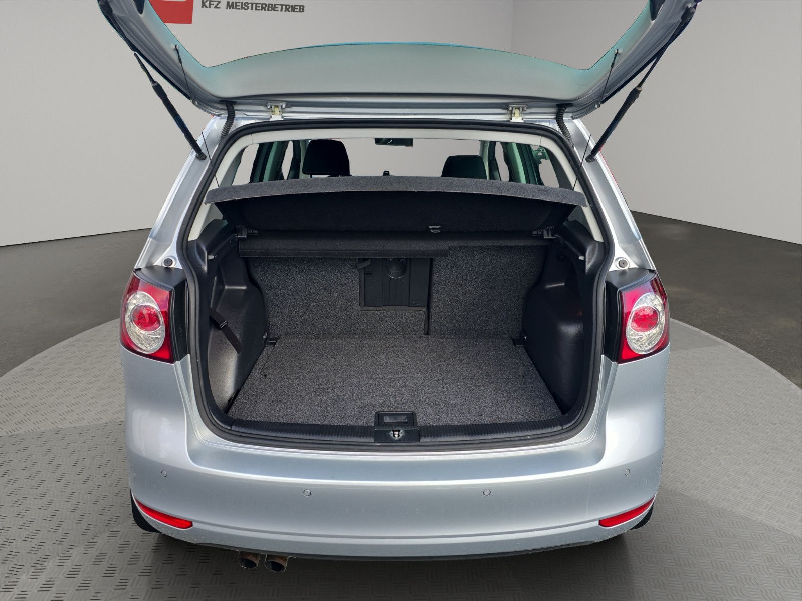 Fahrzeugabbildung Volkswagen Golf Plus VI Match DSG AUTOMATIK TEMPOMAT NAVI