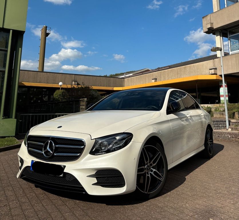 Mercedes-Benz E 300